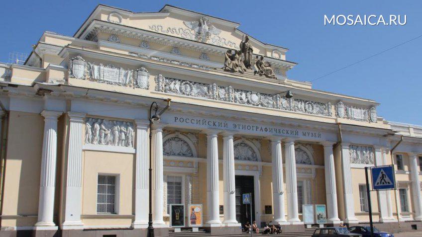 Половина граждан России пару лет не была в музее, показал опрос