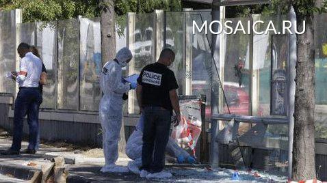 Мужчина с ножом напал на прохожих во французском Марселе